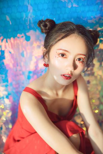 红楼梦电影徐锦江