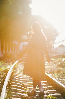 迪拜的女孩在线观看完整免费高清满天星