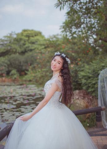 年轻后妈照顾继子电视剧